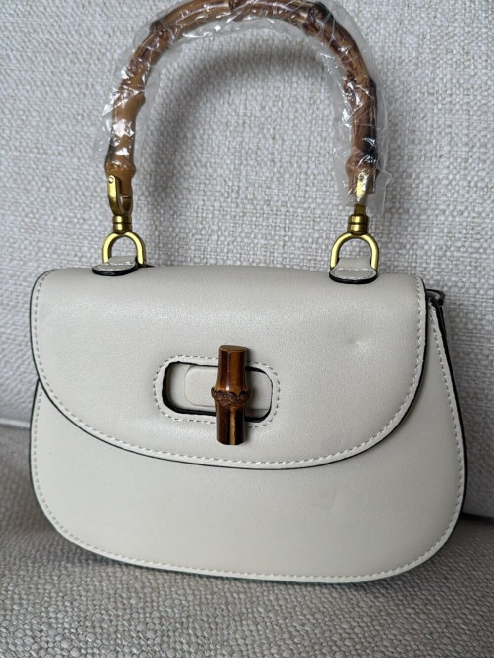 Small purse, cream, bamboo handle